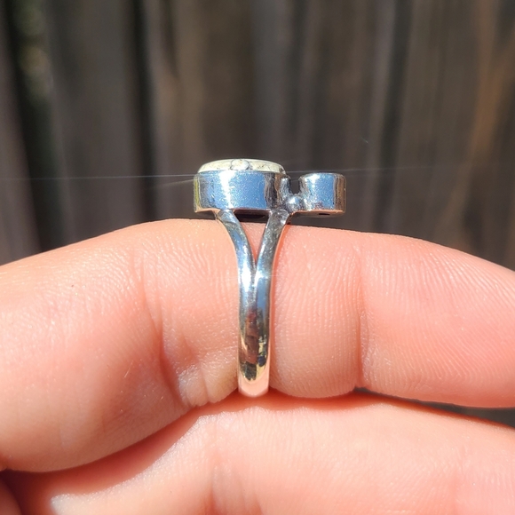 Authentic White Buffalo Turquoise - Nevada & Black Onyx 925 Ring - Picture 7 of 9